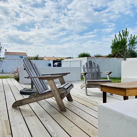 Maison Moderne Pour 5 Personnes A 诺亚芒提亚